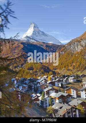 Zermatt, Svizzera - 28 Ottobre 2016: vista sul Cervino da Zermatt - Gornergrat stazione ferroviaria svizzera Foto Stock