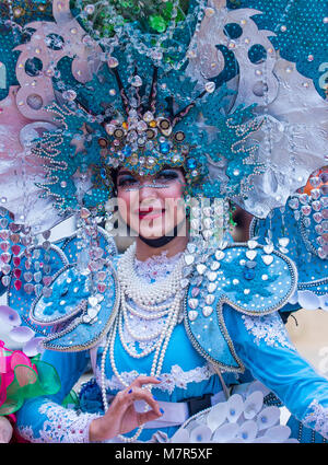 SINGAPORE - FEB 24 : partecipante nella Chingay parade di Singapore il 24 febbraio 2018. La Chingay è un annuale street parade e fa parte della Foto Stock