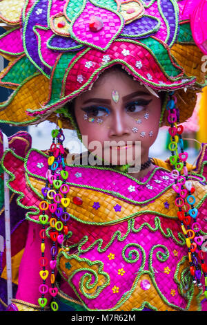 SINGAPORE - FEB 24 : partecipante nella Chingay parade di Singapore il 24 febbraio 2018. La Chingay è un annuale street parade e fa parte della Foto Stock