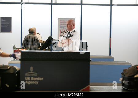 HM UK Border Agency, Manchester Airport. Foto Stock