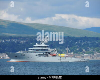 El Moussif (702), un El Moundjid-classe di traino di emergenza nave gestita dalla Marina militare algerino, pre-consegna delle prove sul Firth of Clyde. Foto Stock