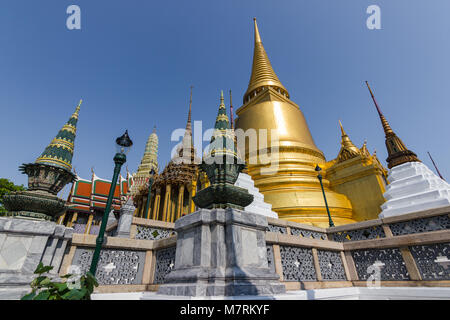 Il Wat Phra Kaew, Tailandia - 1 Febbraio 2016: il Tempio del Buddha di Smeraldo (ufficialmente conosciuta come il Wat Phra Sri Rattana Satsadaram è considerato come il MOS Foto Stock