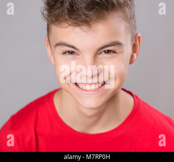 Teen boy ritratto Foto Stock