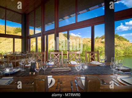 Una bella sala eventi con la configurazione in un golf resort in Florida. Foto Stock