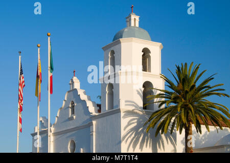 Missione della Chiesa, la Missione di San Luis Rey, Oceanside, California Foto Stock