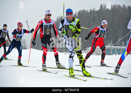 I fondisti al cinquantesimo Engadin Skimarathon, 11 marzo 2018, San Moritz, Svizzera Foto Stock