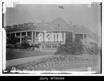 Clifton House, situata vicino alle cascate del Niagara, in Canada, era un grande hotel che offriva una vista mozzafiato delle cascate. Ha svolto un ruolo chiave nella storia del turismo della zona. Foto Stock