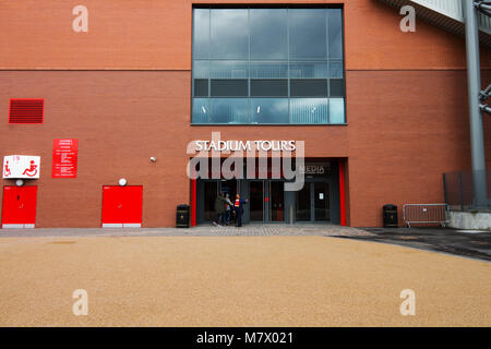 Ingresso al Stadium Tour di Liverpool Football Club presso il nuovo cavalletto principale ad Anfield. Foto Stock