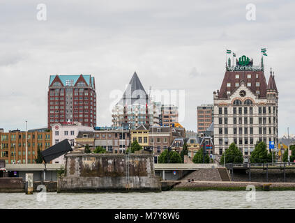 Nuova Mosa e edifici Blaak, Rotterdam South Holland, Paesi Bassi Foto Stock