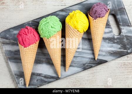 Cono di gelato Foto Stock