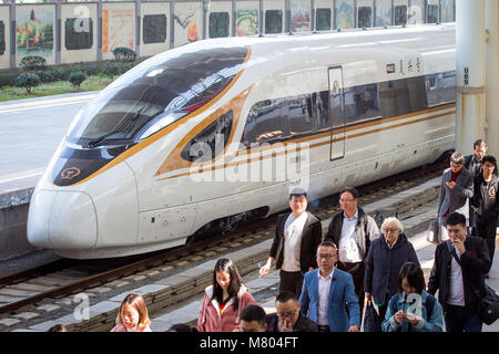 Marzo 12, 2018 - Nanjin, Nanjin, Cina - Nanjing, Cina-12th Marzo 2018: i passeggeri a Nanjing stazione ferroviaria in Nanjing East cinese della provincia di Jiangsu. L'annuale Festival di Primavera di viaggio rush entra in una estremità su Marzo 12th, 2018. (Credito Immagine: © SIPA Asia via ZUMA filo) Foto Stock