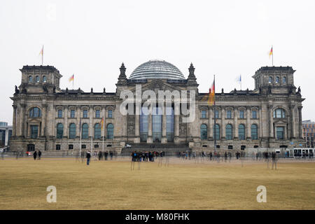 Bundestag tedesco Palazzo federale a Berlino Germania Foto Stock