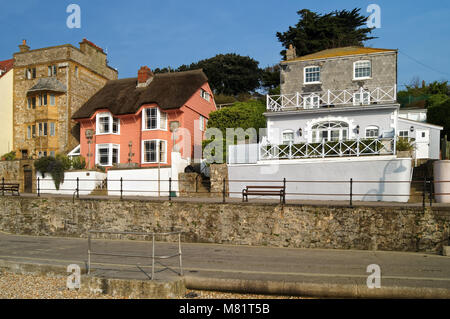 UK,Dorset,Lyme Regis,Biblioteca Cottage e solare casa su Marine Parade Foto Stock