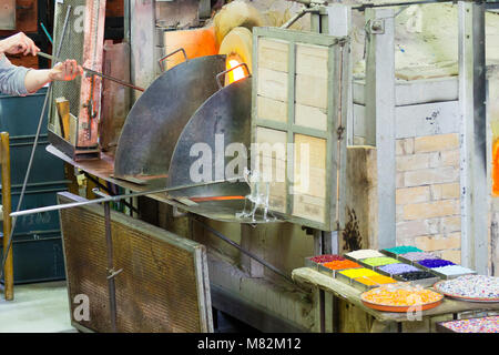 Artigianato del vetro. Forno per vetro vista,Murano Venezia,l'Italia. Foto Stock