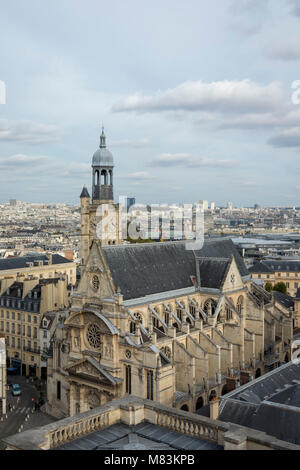 Vista di Saint-Étienne-du-Mont chiesa, Parigi, Francia Foto Stock