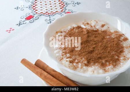Arroz con leche, tipico dessert asturiani. Asturias, Spagna. Foto Stock