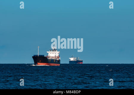 Bulker nero nave. Logistica e trasporti di merce Foto Stock