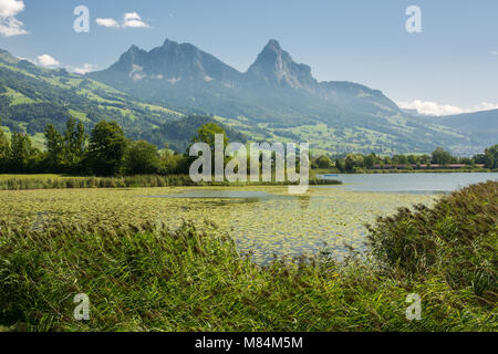 Grosser Mythen picco nel cantone di Svitto in Svizzera Foto Stock