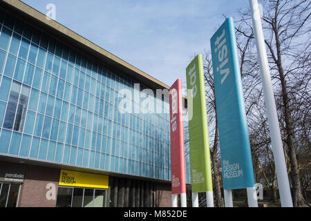 Il Design Museum, originariamente il Commonwealth Institute, su Kensington High Street Kensington, London, Regno Unito Foto Stock