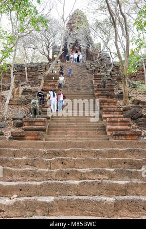 Battambang, Cambogia -14 Gennaio 2018: Phnom Banan tempio a Battambang in Cambogia Foto Stock