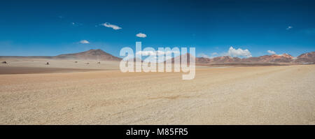 Vista panoramica sul Salvador Dali nel deserto Eduardo Avaroa fauna Andina riserva nazionale, Bolivia - America del Sud Foto Stock