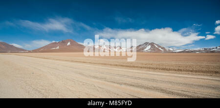 Vista panoramica sul Salvador Dali nel deserto Eduardo Avaroa fauna Andina riserva nazionale, Bolivia - America del Sud Foto Stock