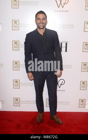 Ignacio Serricchio presso gli arrivi per un eredità di cambiare la vita presentato dal fondo di adempimento, Dolby sala da ballo, Los Angeles, CA, 13 marzo 2018. Foto di: Priscilla concedere/Everett Collection Foto Stock