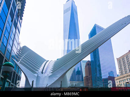 La città di New York, Stati Uniti d'America - maggio 01,2016: l'occhio nel World Trade Center Hub di trasporto Foto Stock