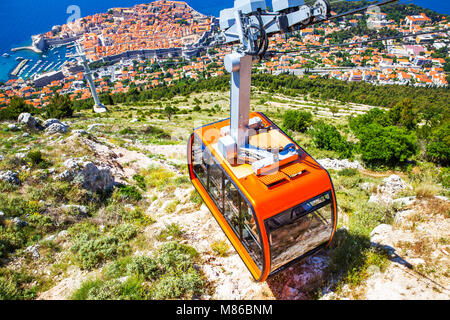 Vista panoramica Centro storico di Dubrovnik da hill, Croazia Foto Stock