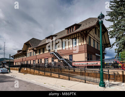 1927 Great Northern Railway Depot, coregoni, Valle di Flathead in Montana, USA Foto Stock