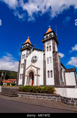 La chiesa di Nossa Senhora da Alegria, Furnas, isola Sao Miguel, Azzorre, Portogallo Foto Stock