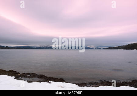 Neve fresca nelle highlands scozzesi Foto Stock