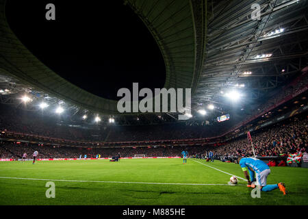 Bilbao, Spagna. Il 15 marzo, 2017. Dimitri Payet (Olympique Marsiglia, centrocampista) durante il 2017/2018 UEFA Europa League Round di 16 partita di calcio tra Athletic Club e Olympique De Marseille a San Mames Stadium il 15 marzo 2017 a Bilbao, Spagna. Credito: David Gato/Alamy Live News Foto Stock