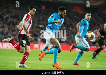 Bilbao, Spagna. Il 15 marzo, 2017. Dimitri Payet (Olympique Marsiglia, centrocampista) in azione durante il 2017/2018 UEFA Europa League Round di 16 partita di calcio tra Athletic Club e Olympique De Marseille a San Mames Stadium il 15 marzo 2017 a Bilbao, Spagna. Credito: David Gato/Alamy Live News Foto Stock