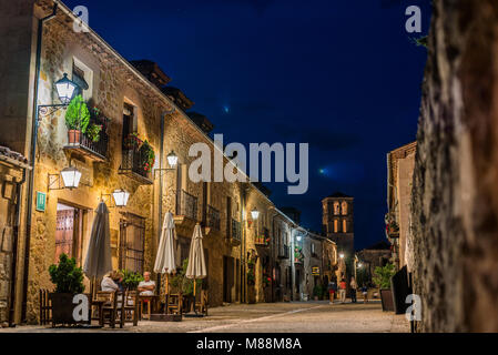 Pedraza, Segovia, strada turistica medievale Foto Stock