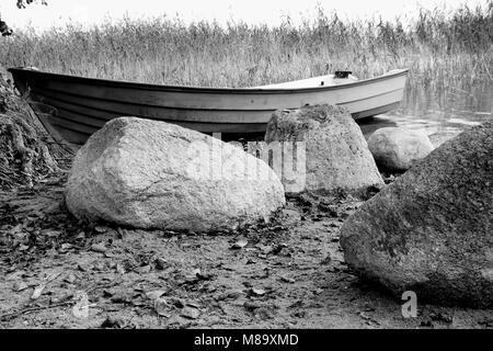 Lake Shore in Masuria provincia. La Polonia, l'Europa. Foto Stock