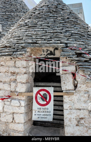 Kegelbauten (Trulli) a Alberobello Foto Stock