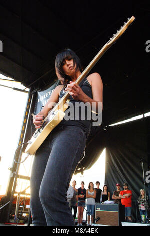 Meg & Dia esegue sul palco durante il Vans warped tour 2007. Foto Stock