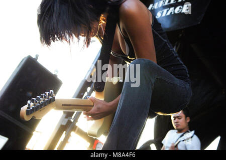 Meg & Dia esegue sul palco durante il Vans warped tour 2007. Foto Stock