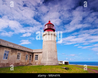 Farol de Albernaz, faro, Ponta do Albernaz, sull isola di Flores, Azzorre, Portogallo Foto Stock