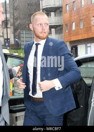 Ben Stokes arriva a Bristol Magistrates Court offre: Ben Stokes dove: Londra, Regno Unito quando: 13 Feb 2018 Credit: WENN Foto Stock