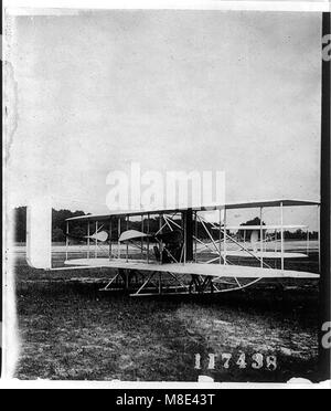 Fotografia dell'aereo del 1909 dei fratelli Wright a Fort Myer, Virginia, durante i voli dimostrativi per il corpo dei segnali dell'esercito degli Stati Uniti. Foto Stock