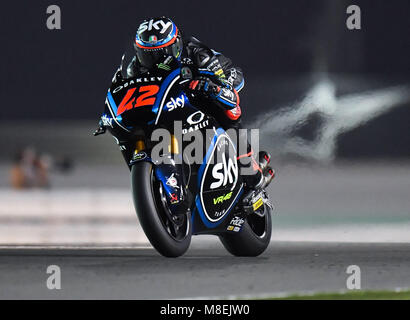 Doha in Qatar. 16 Mar, 2018. Italiana Moto2 rider Francesco Bagnaia di SKY  Racing Team VR46 compete in libera pratica-2 durante il 2018 MotoGP Grand  Prix del Qatar nel circuito di Losail di Doha, capitale del Qatar, il 16  marzo 2018. Credito: Nikku ...