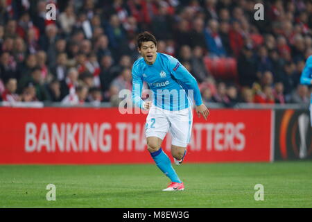 Hiroki Sakai (Marsiglia), 15 marzo 2018 - Calcio : UEFA Europa League Round di 16 seconda gamba match tra Athletic Club de Bilbao 1-2 Olympique De Marseille al Estadio de San Mames a Bilbao, Spagna. (Foto di Mutsu Kawamori/AFLO) [3604] Foto Stock