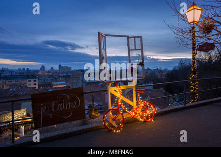 Decorazioni avvento nella città vecchia Zagreb, Croazia Foto Stock