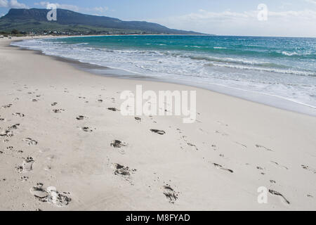 Vuoto infinita spiaggia sabbiosa sul Mar Baltico nei pressi di Leba dune di sabbia in Polonia Foto Stock