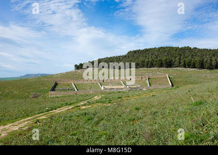 Cascina chiamato Jazzo tipico della regione di Murgia. La puglia, Italia. Foto Stock