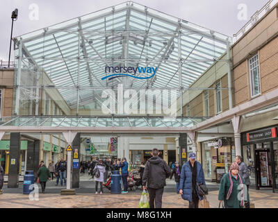 Merseyway Shopping Centre, Stockport Town Center, Greater Manchester, Regno Unito Foto Stock