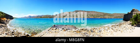 Il panorama di vista dall isola di Spinalonga, Creta, Grecia Foto Stock