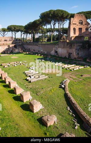 Lo stadio di Domiziano (Stadio di Domiziano) o "Circus Agonalis' sul Palatino (Palatino) hill, Roma, Italia. Foto Stock